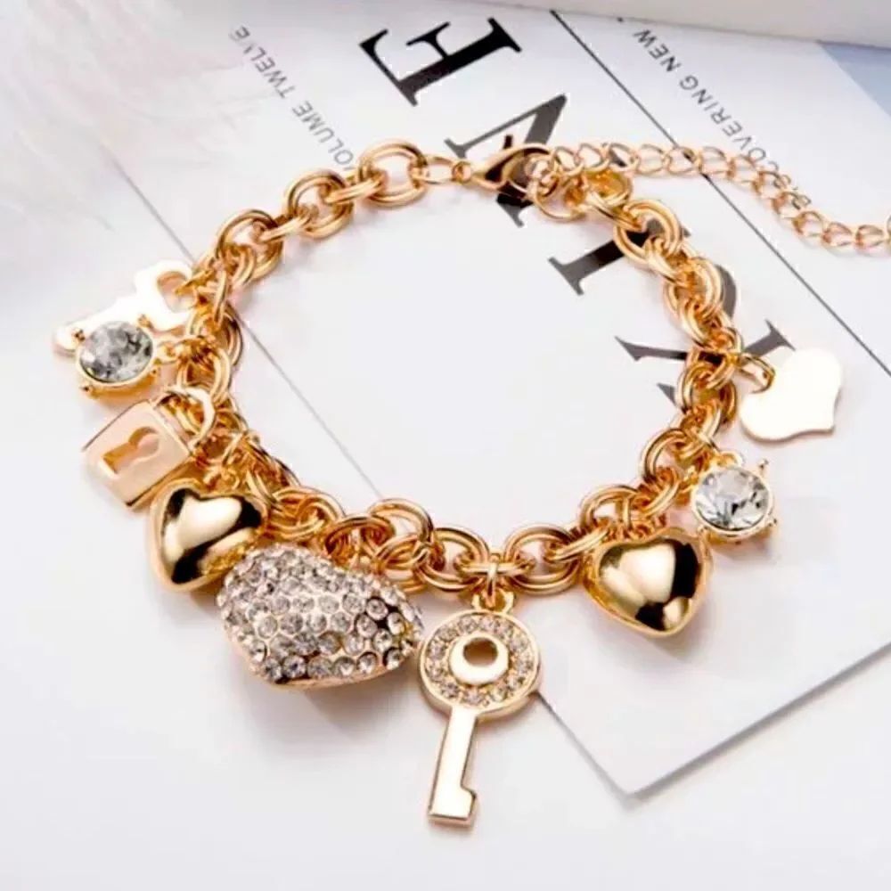 💕18k Gold “Alana” collection Crystal Charm Bracelet
